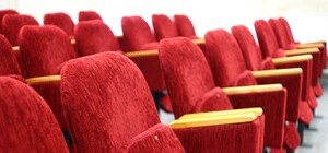 Суд решил: стрелявшего в посетителя кинотеатра мужчину отпустили домой