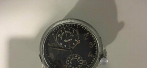 Небезпечний раритет: у Львові затримали американця з радіоактивним годинником