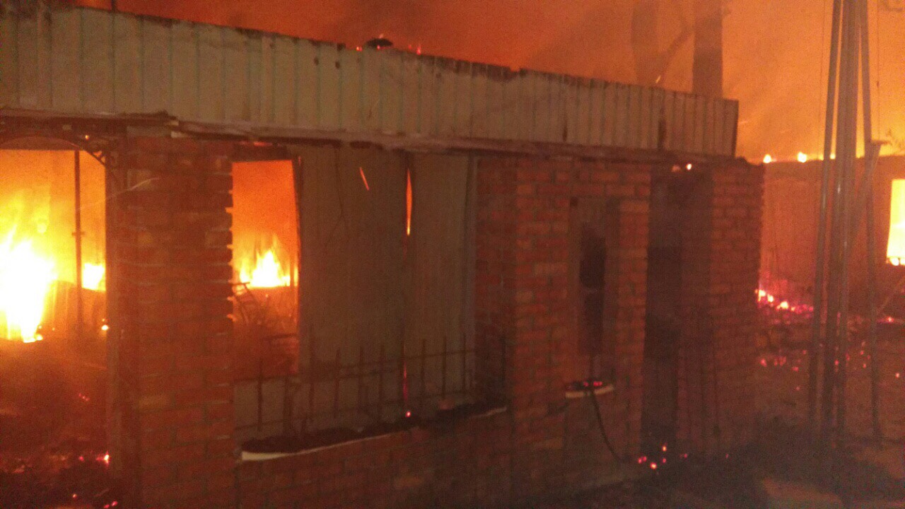 Новость - События - Сгорело дотла: пожар уничтожил кафе в Подгороднем