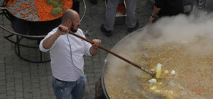 Гастрономічний рекорд: як у Львові  приготували три тонни кулішу