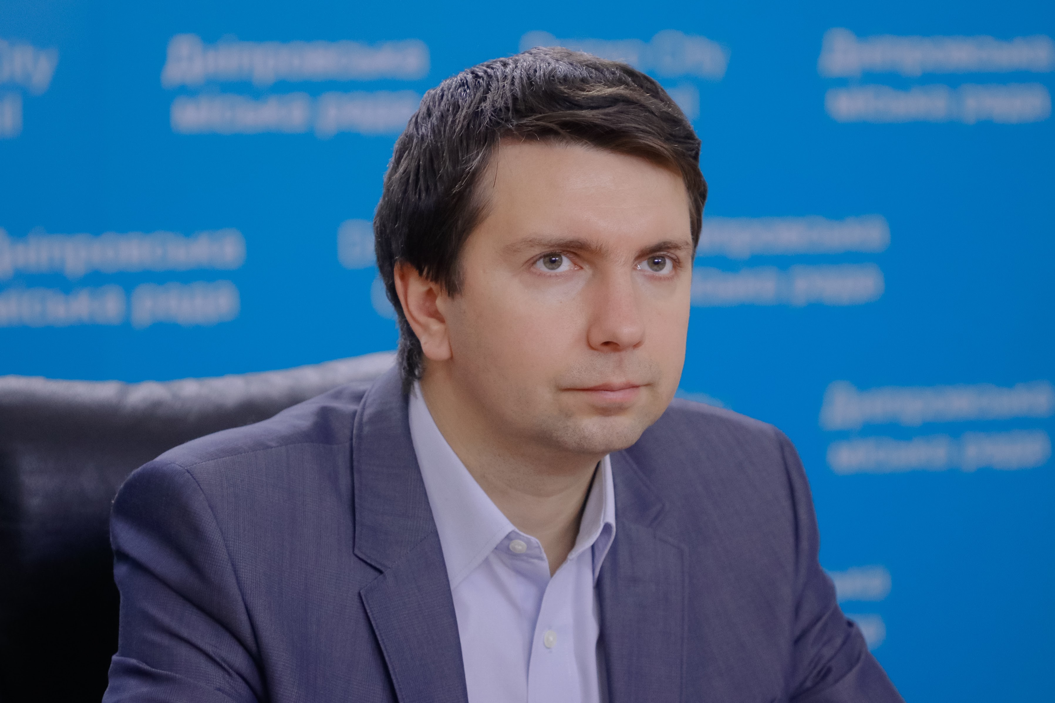 Новость - События - За дорученням Бориса Філатова мерія Дніпра виділить 160 тис. грн матеріальної допомоги поліцейським, що постраждали під час збройного нападу