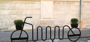 Крути педалі: львівських чиновників збираються пересадити на велосипеди