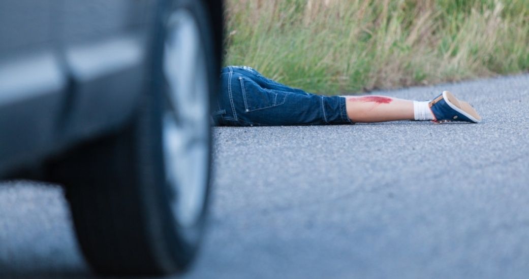 Новость - События - Раскаялся: на Титова водитель сбил девушку и сам отвез ее в больницу