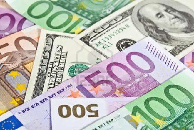 Новость - События - Курс валют на 6 декабря: доллар и евро упали в цене