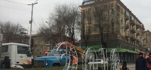 Фотофакт: на бульваре Шевченко появилась новая инсталляция