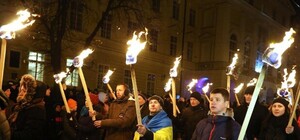 Фотофакт: Львовом пройшла смолоскипна хода