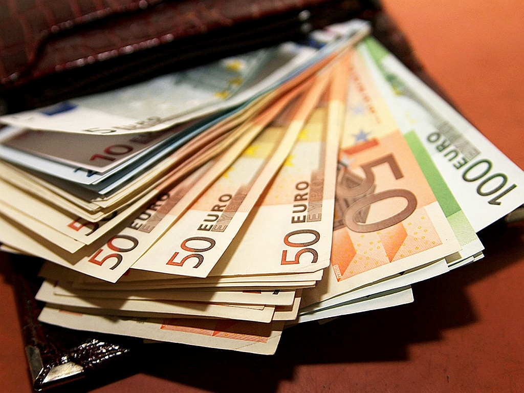 Новость - События - Курс валют на 3 января: доллар и евро начали год с роста