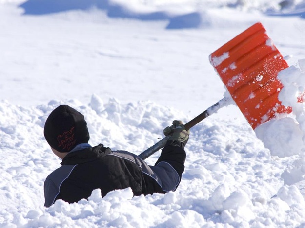 Новость - События - Бери лопату: предпринимателей Днепра штрафуют за неубранный снег