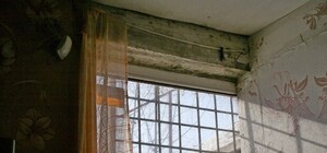 За решеткой и с побоями: как содержали людей в харьковских подпольных клиниках реабилитации