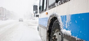 Снега по пояс: как добраться домой в непогоду в Днепре (обновляется)