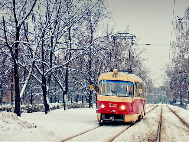 Новость - События - Иди пешком: из-за снега временно не ездит первый трамвай