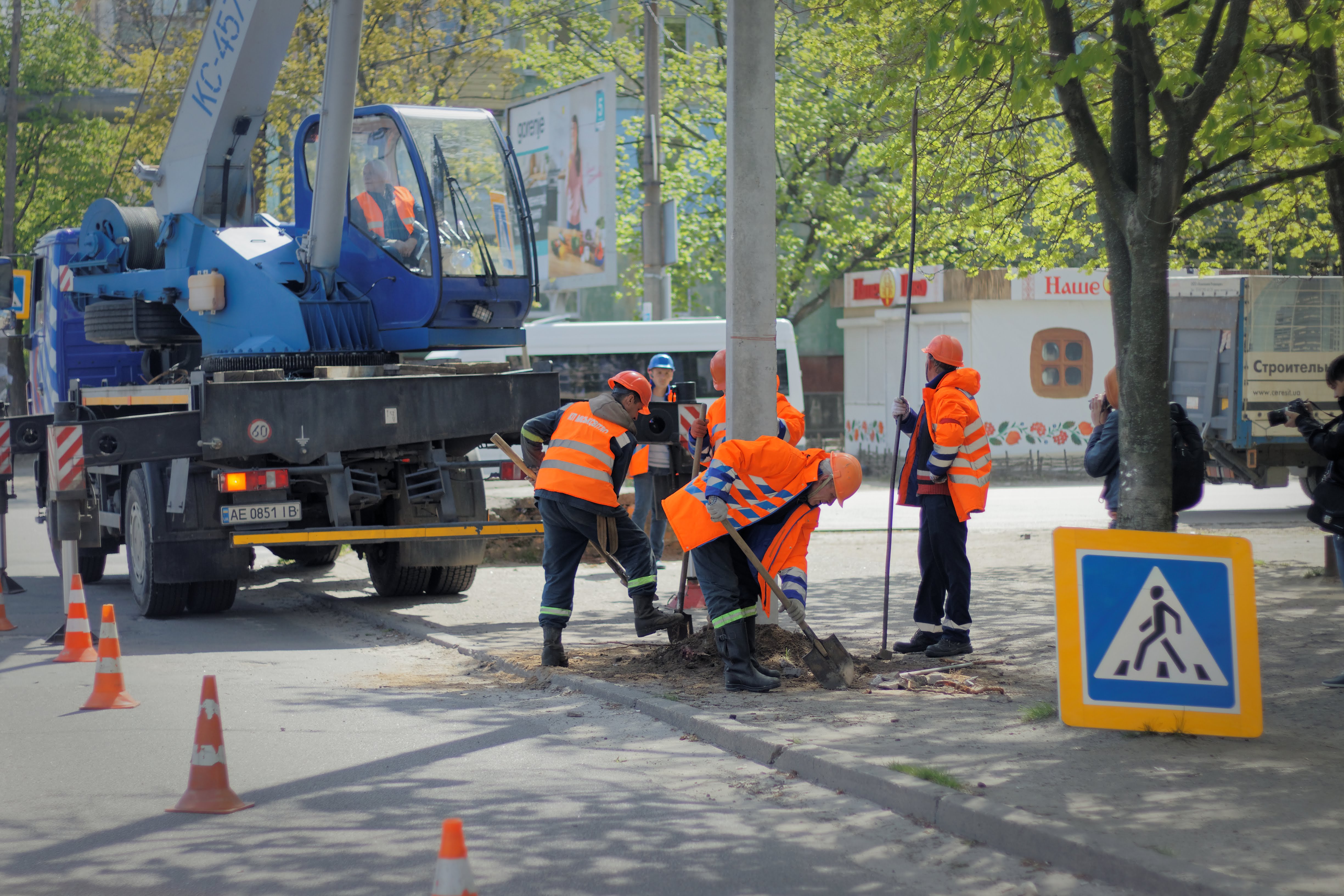 Новость - События - Днепр - территория чистоты: коммунальщики продолжают наводить порядок в городе