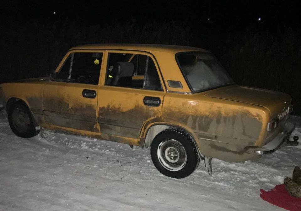 Под Днепром в машине нашли три трупа. Фото: Вячеслав Аброськин