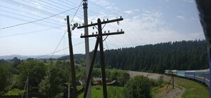 Гневное письмо Омеляну: пассажиры поезда Херсон-Киев всю ночь ехали стоя из-за жары в вагонах