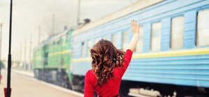 Поїхали: які додаткові потяги курсуватимуть через Львів до Дня Конституції