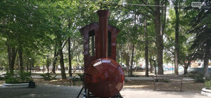 Фотофакт: в Детском парке появилась новая кованая фигура