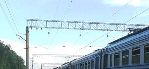 Нетрамвайный дрифт: под Харьковом сошла с рельсов электричка