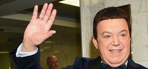 Две недели назад организм Кобзона стал резко сдавать: стало известно о последних днях певца