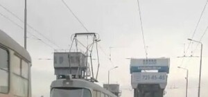 Планируй время: днепряне застряли в пробках на мостах