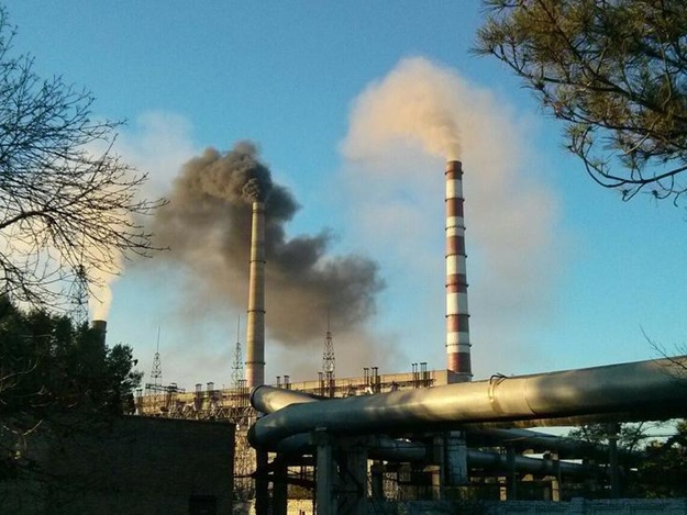 Новость - События - Опасно ли: из труб Приднепровской ТЭС шел черный дым