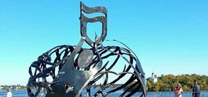 Таинственное исчезновение: куда с Набережной делось металлическое сердце