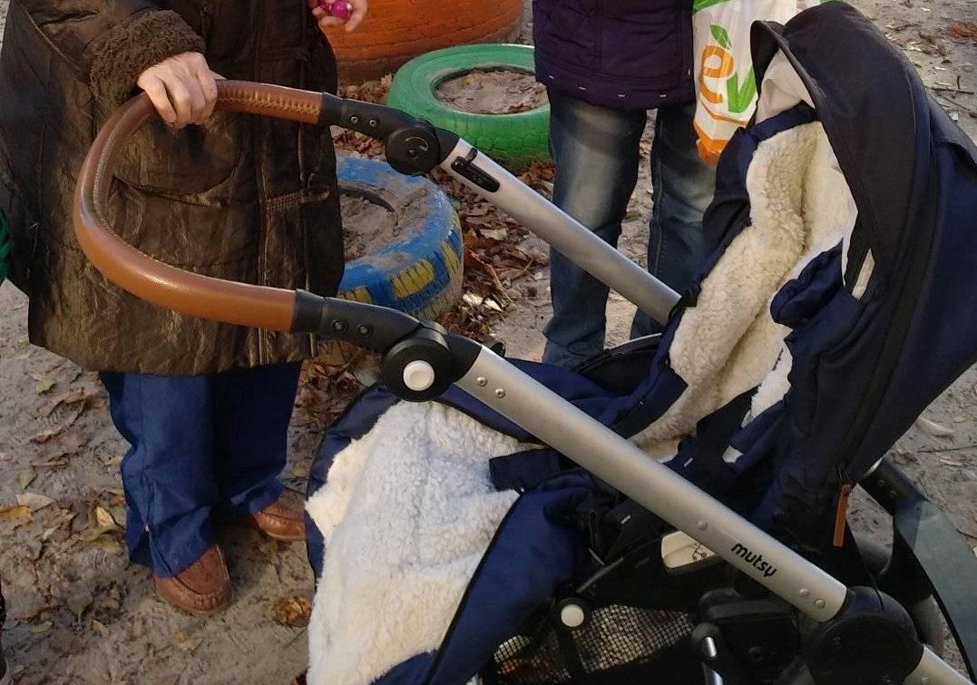 В Днепре женщина сломала чужую коляску. фото: fb Анна Гребенкина (Типичный Тополь)