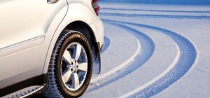 Все меняют резину: в Одессе выстроились очереди на шиномонтаж