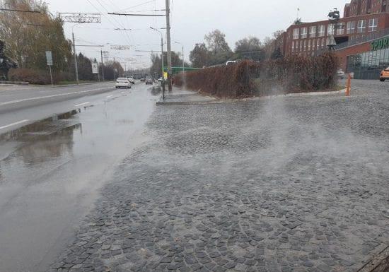 Потоп на Набережной. фото: "НМ"