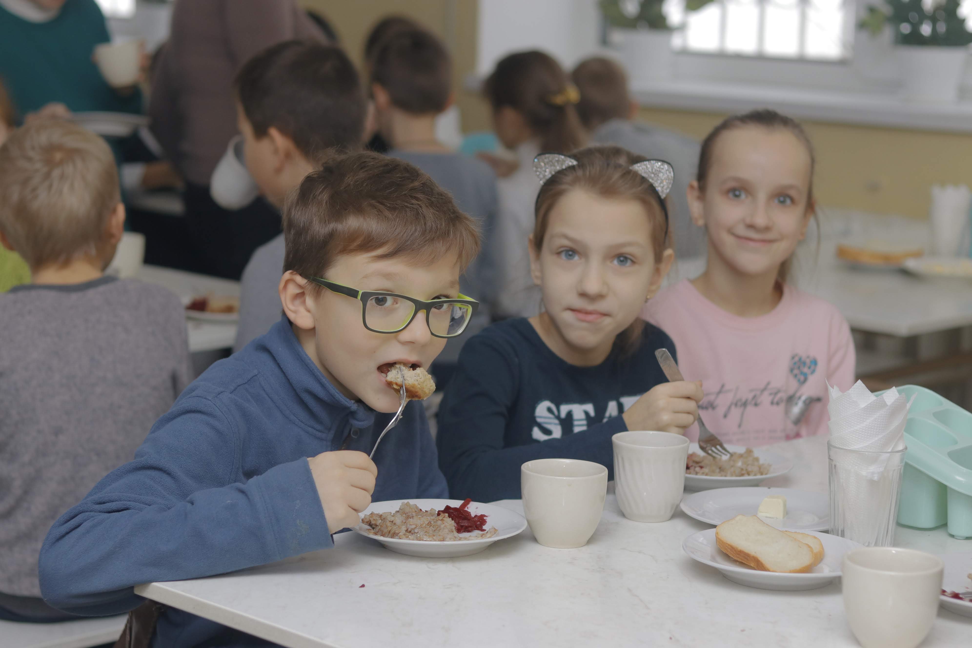 Новость - События - В Днепре родители могут контролировать питание детей в садах и школах
