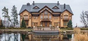 Есть работа: в Межигорье ищут управляющего