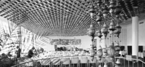 Полюбуйся интерьером: редкие фотографии популярного советского ресторана 