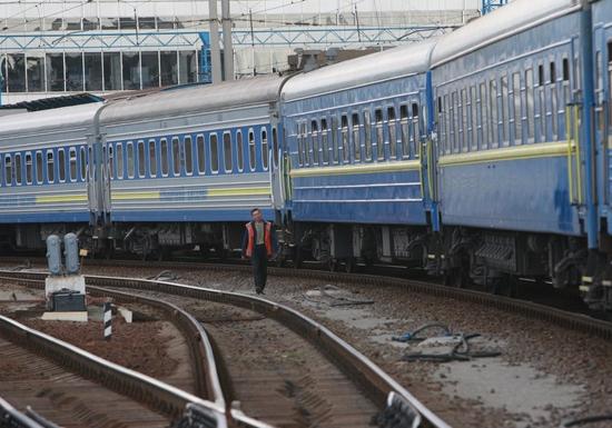 Новость - События - Приехали: "Укрзализныця" на месяц запретит возвращать билеты через интернет