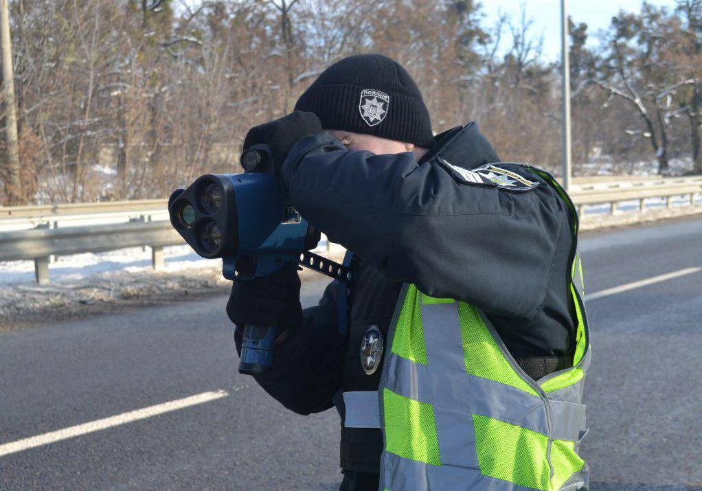 В Днепре будут фиксировать превышение скорости. фото: патрульная полиция.