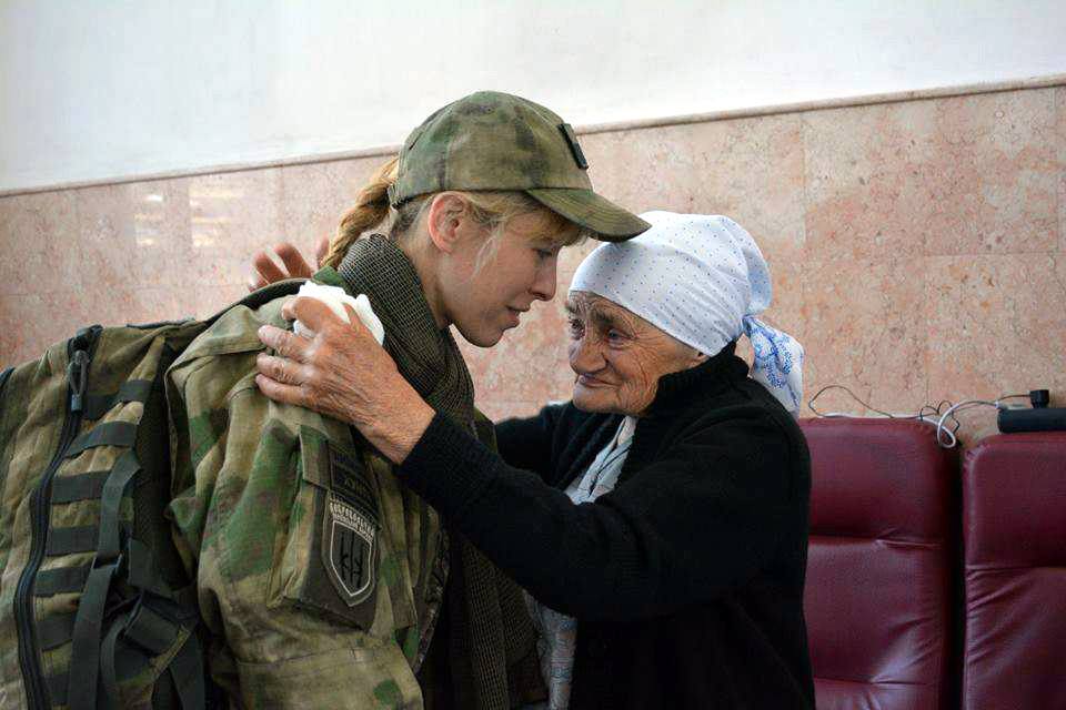 В Днепре живет 90-летняя волонтерка. фото: fb Олена Білозерська