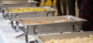 Скушай, детка, котлетку:в киевских школах запустили обеды по принципу 