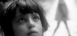 Ночью с температурой и протянутой рукой: как безработные родители зарабатывают на своих детях