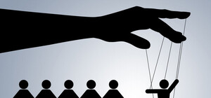 В Одессе шантажировали геев: одного даже выбросили с балкона