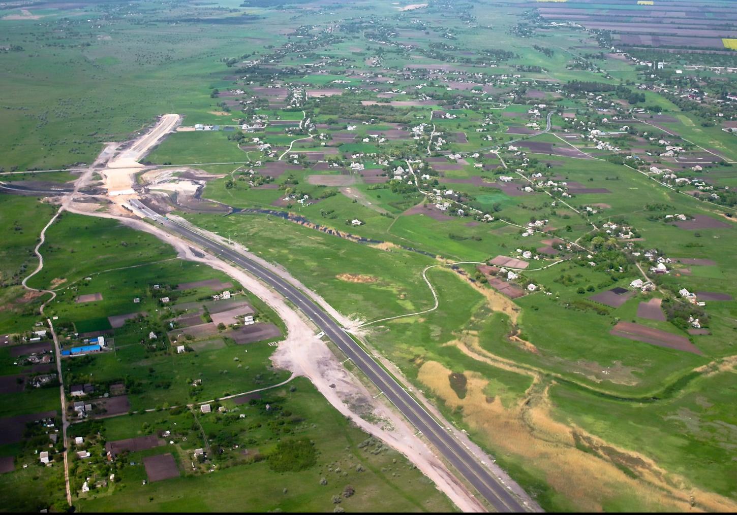 Строительство трассы Днепр-Решетиловка с высоты птичьего полета. Фото: fb Юрий Голик
