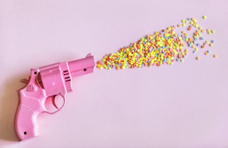 Днепрян грабили орудуя игрушечным пистолетом