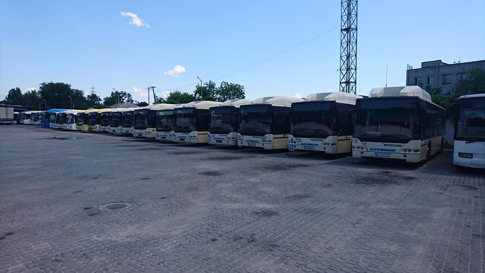 В Днепре 30 автобусов не могут выехать из-за нехватки водителей. фото: fb Михаил Тонконогий