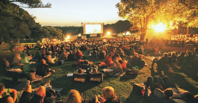 Кино open-air. Фото: WoMo.uа.