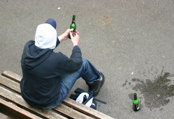 В днепре нашли пьяного мальчика.Фото: sosed-domosed. 