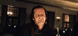 В Днепровском районе на избирательный участок пришел пьяный глава комиссии