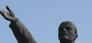 Вот это да: фирма продает статую Ленина из-за долгов по зарплате