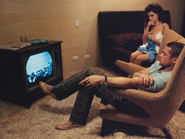 Отключение света в Днепре 19 августа. Фото: Steven Klein / W Magazine