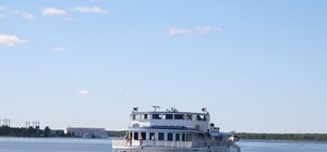 В Запорожье стартует речная навигация: узнай график и маршруты (обновлено)