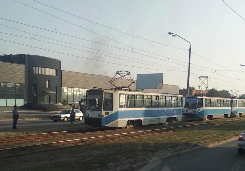 На Фрунзенском загорелся трамвай 