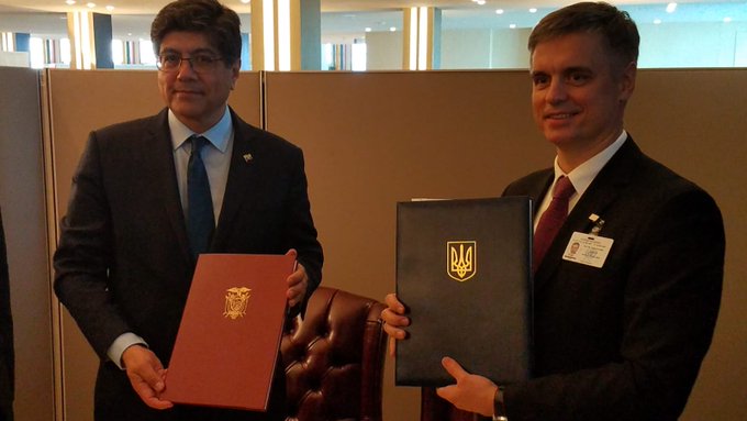 Новость - События - Пакуй чемодан: Украина подписала безвизовый режим с Эквадором