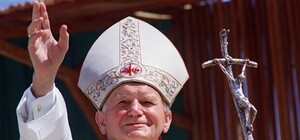 До Винників привезуть мощі святого Івана Павла ІІ