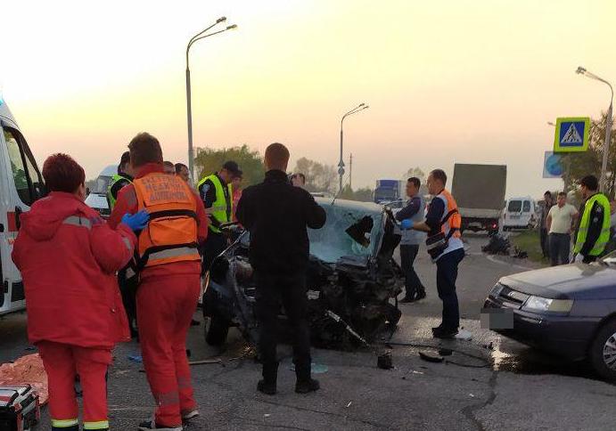 Страшная авария на Полтавском шоссе / фото: ГУНП Днепропетрвской области